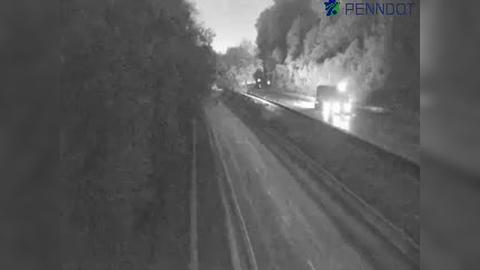Traffic Cam Marple Township: I-476 @ MM 8 (LAWRENCE RD) Player