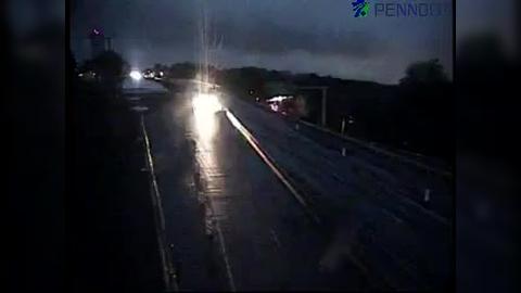 Traffic Cam Middletown Township: US 1 @ NORTH US 1 BUSINESS EXIT Player