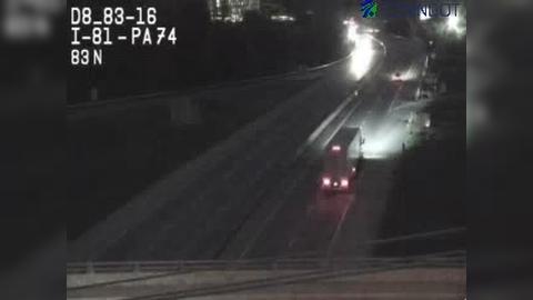 York Township: I-83 @ EXIT 16 (PA 74 QUEEN ST) Traffic Camera