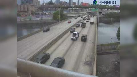 Philadelphia: I-676 @ MM 0.4 (24TH ST/BEN FRANKLIN PKWY) Traffic Camera
