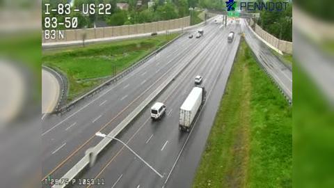 Traffic Cam Colonial Wood: I-83 @ EXIT 50 (US 22 JONESTOWN RD) Player