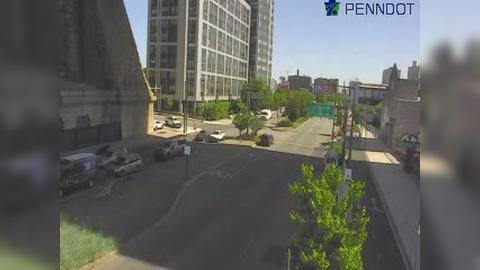 Traffic Cam Philadelphia: N COLUMBUS BLVD @ RACE ST Player