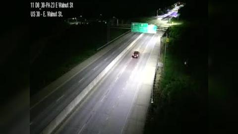 Traffic Cam Country Club Heights: US 30 @ PA 23 WALNUT ST EXIT Player