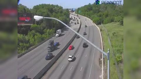 Traffic Cam Philadelphia: I-95 @ MM 30.5 (SOUTH OF ASHBURNER ST) Player