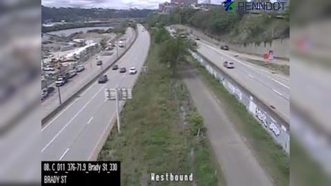 Bluff: I-376 @ MM 71.9 (BIRMINGHAM BRIDGE) Traffic Camera