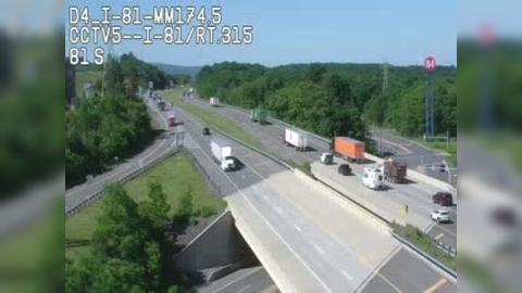 Traffic Cam Old Boston: I-81 @ EXIT 175 (PA 315 NORTH DUPOINT/PITTSTON) Player
