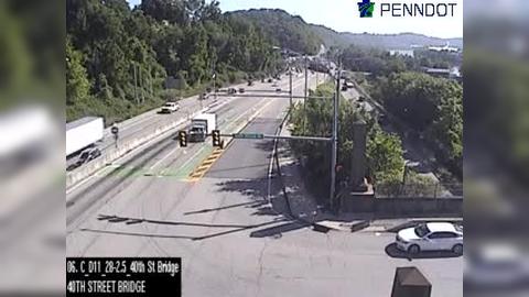 Traffic Cam Millvale: PA 28 @ 40TH ST BRIDGE Player