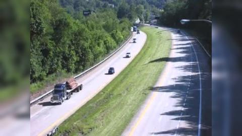Traffic Cam North Strabane Township: I-79 @ NORTH OF MCLELLAND ROAD Player