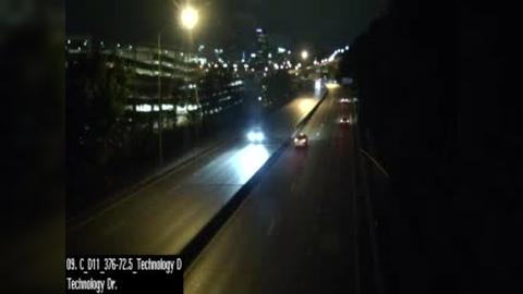 South Oakland: I-376 @ MM 72.5 (TECHNOLOGY DR) Traffic Camera