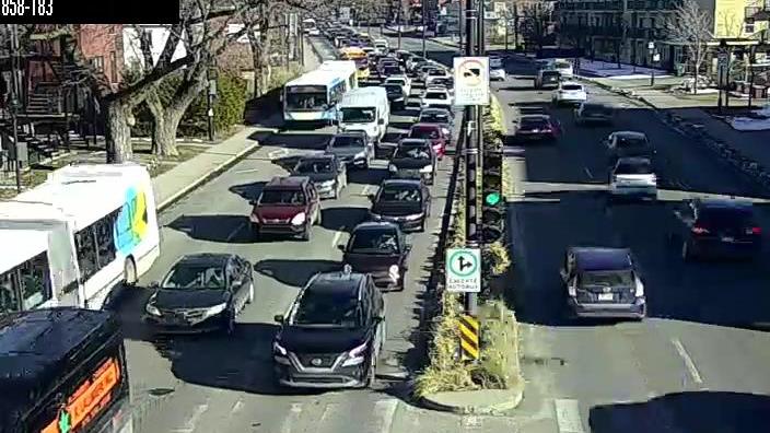 Traffic Cam Montreal › East Player