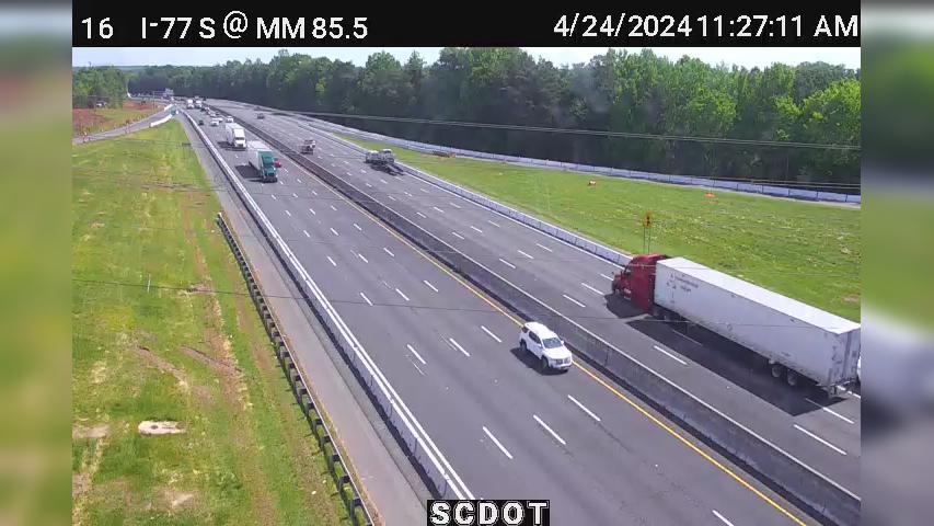 Traffic Cam Fort Mill: I-77 S @ MM 85.5 Player