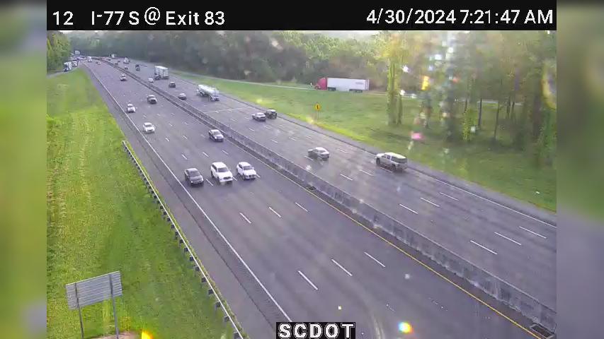 Traffic Cam Fort Mill: I-77 S @ MM 83.3 Player