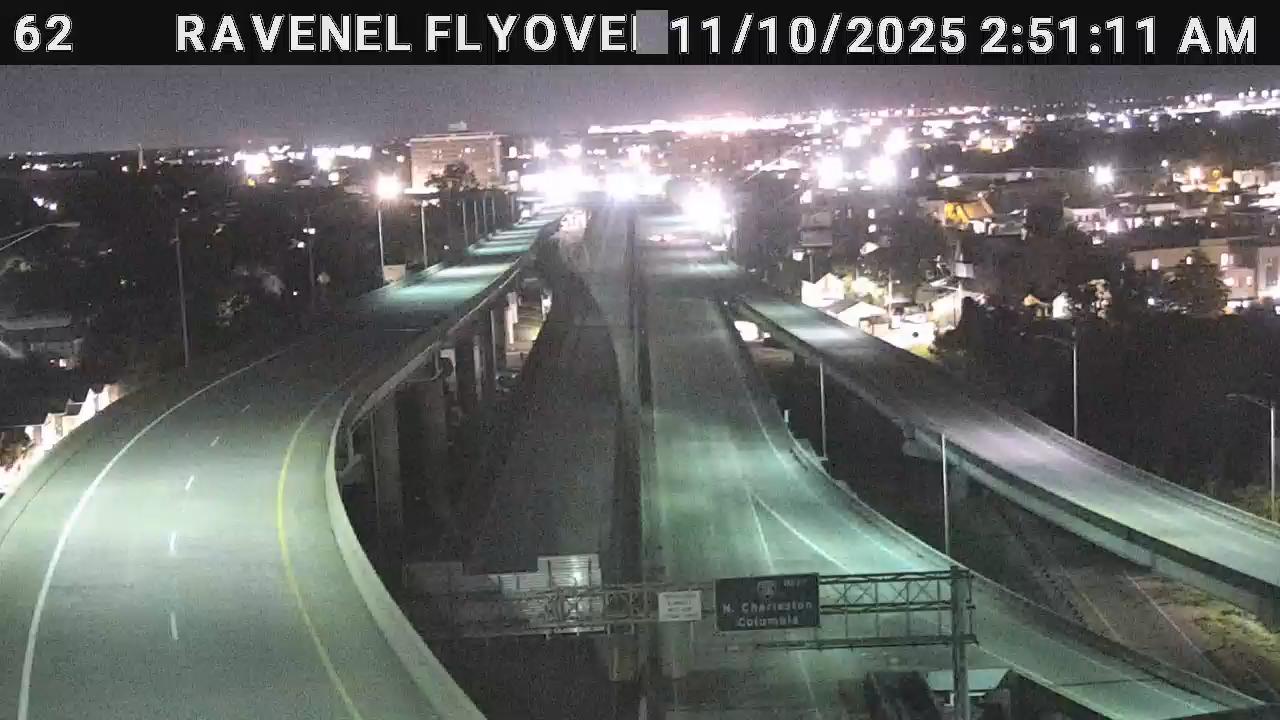 Charleston: I-26 E. @ MM 220 (Ravenel Bridge Entrance) Traffic Camera