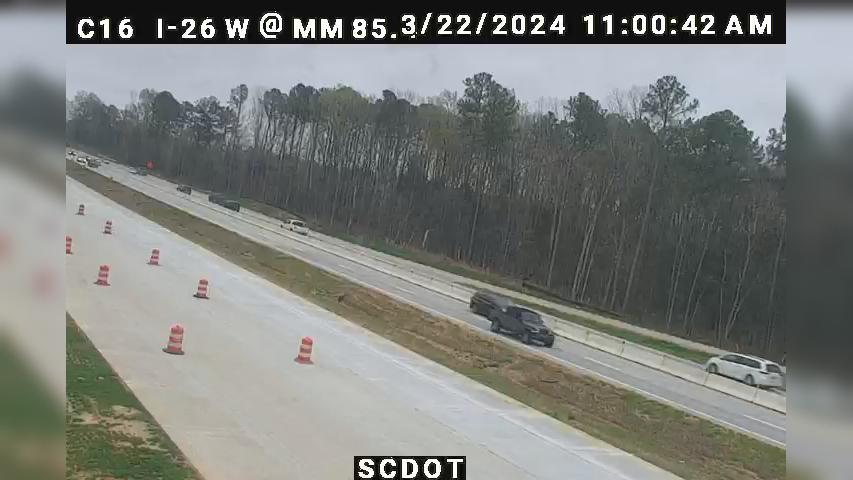 Traffic Cam Little Mountain: I-26 W @ MM 85.4 Player