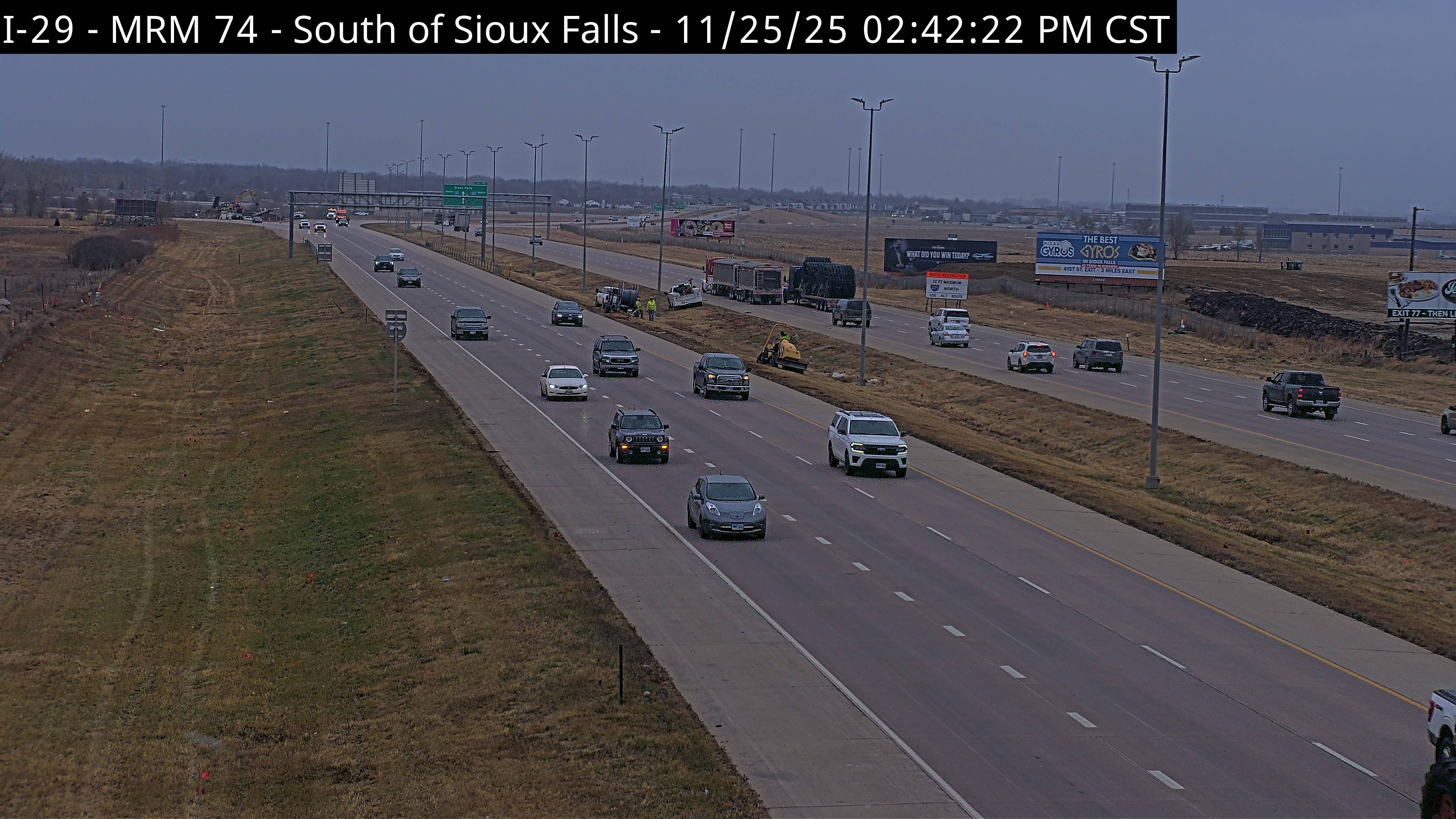 South of town along I-29 @ MP 74.3 - North Traffic Camera