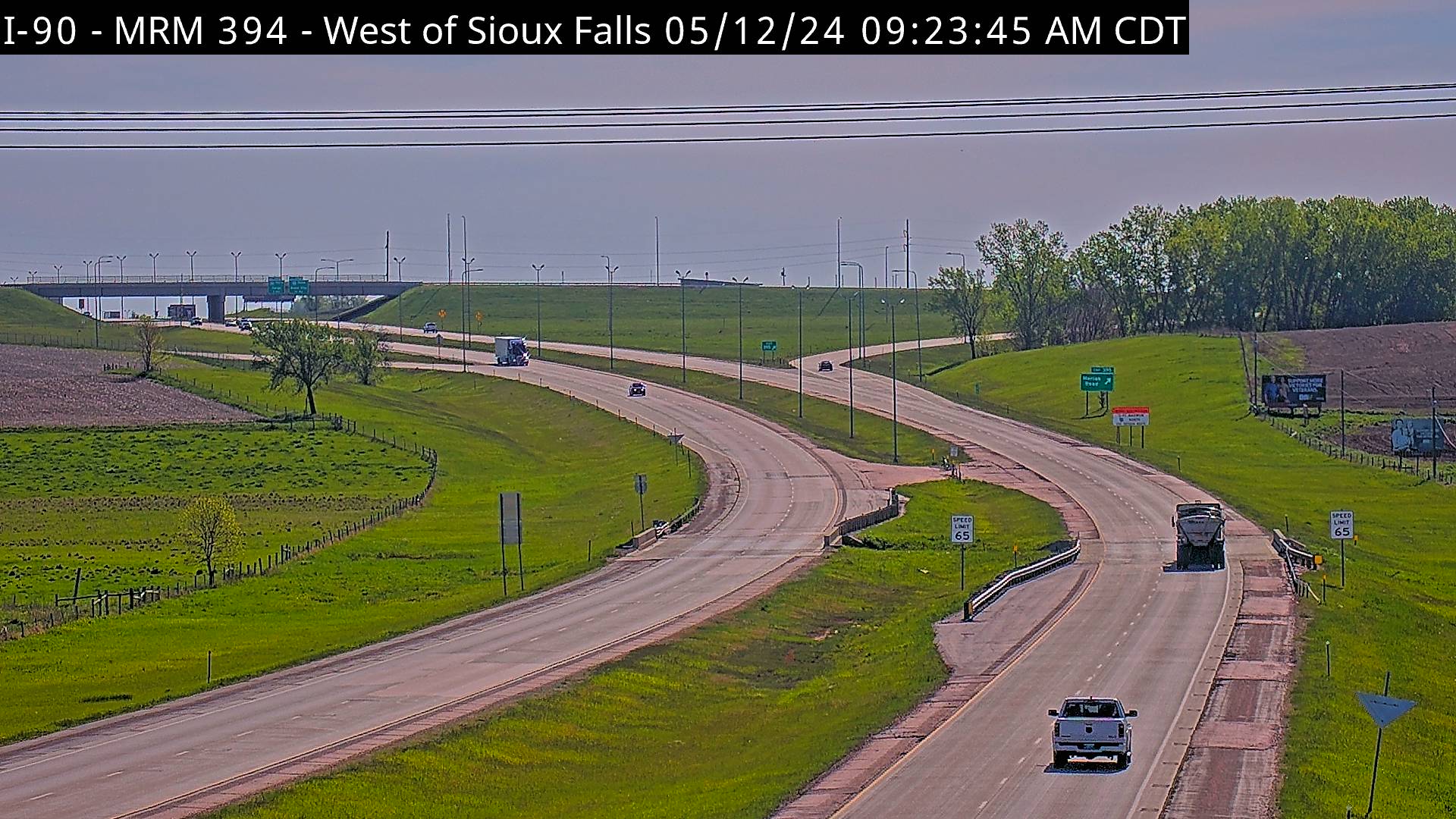 Traffic Cam West of town along I-90 @ MP 394.4 - East Player