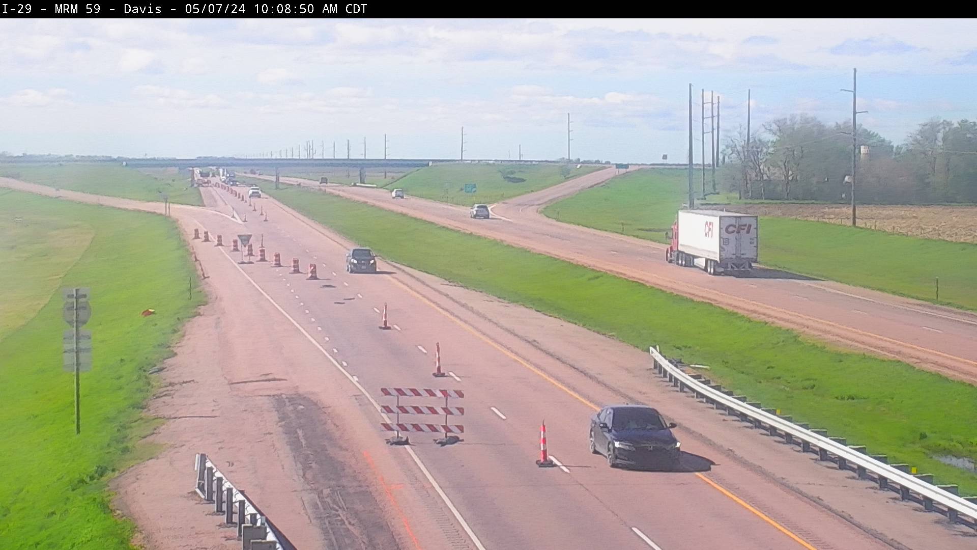 Traffic Cam 10 miles east of town along I-29 @ MM 59 - South Player