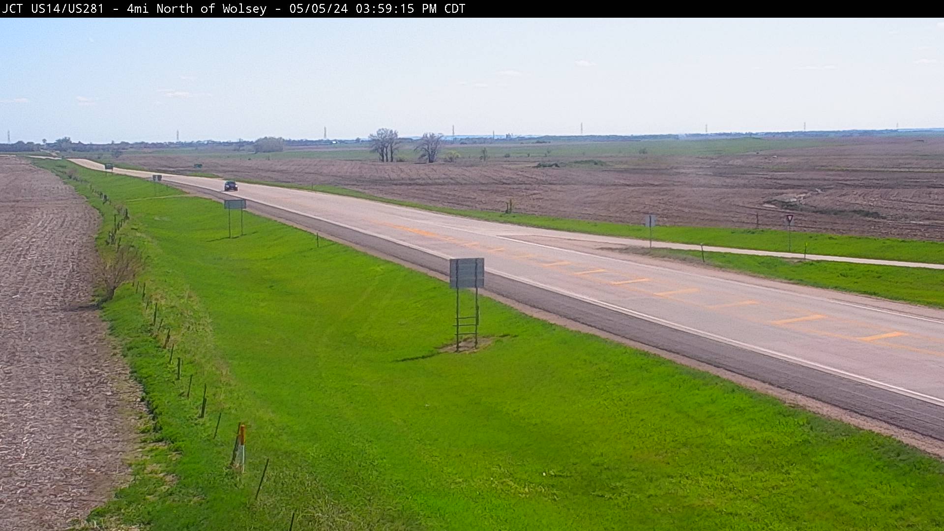 4 miles north of town at junction US-14 & US-281 - South Traffic Camera
