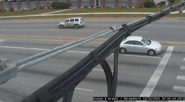  DESSAU RD / BRAKER LN (Shropshire) Traffic Camera