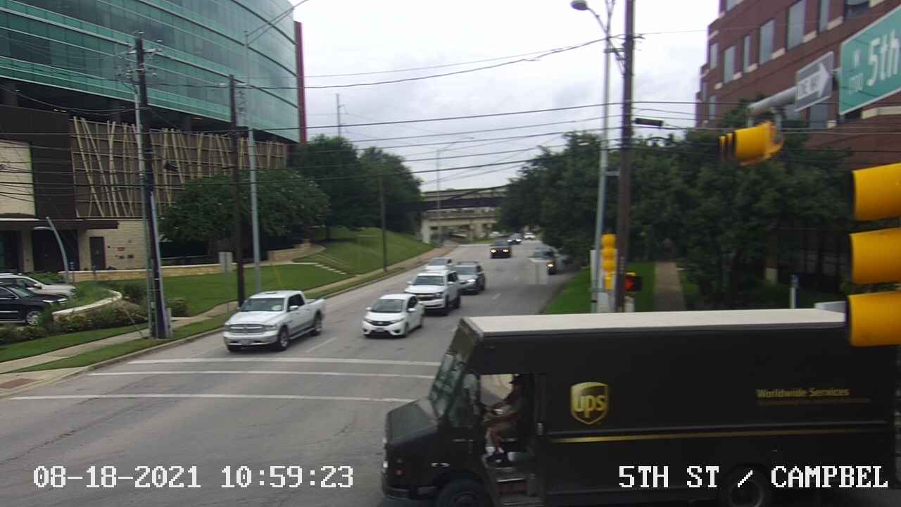 Traffic Cam  5TH ST / CAMPBELL ST Player