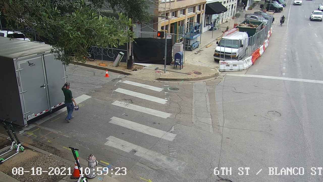 6TH ST / BLANCO ST Traffic Camera
