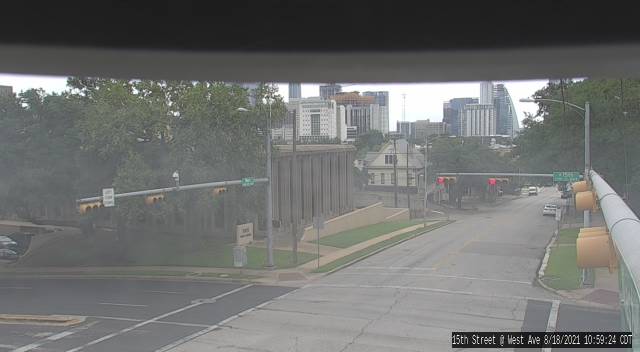 Traffic Cam  15TH ST / WEST AVE Player