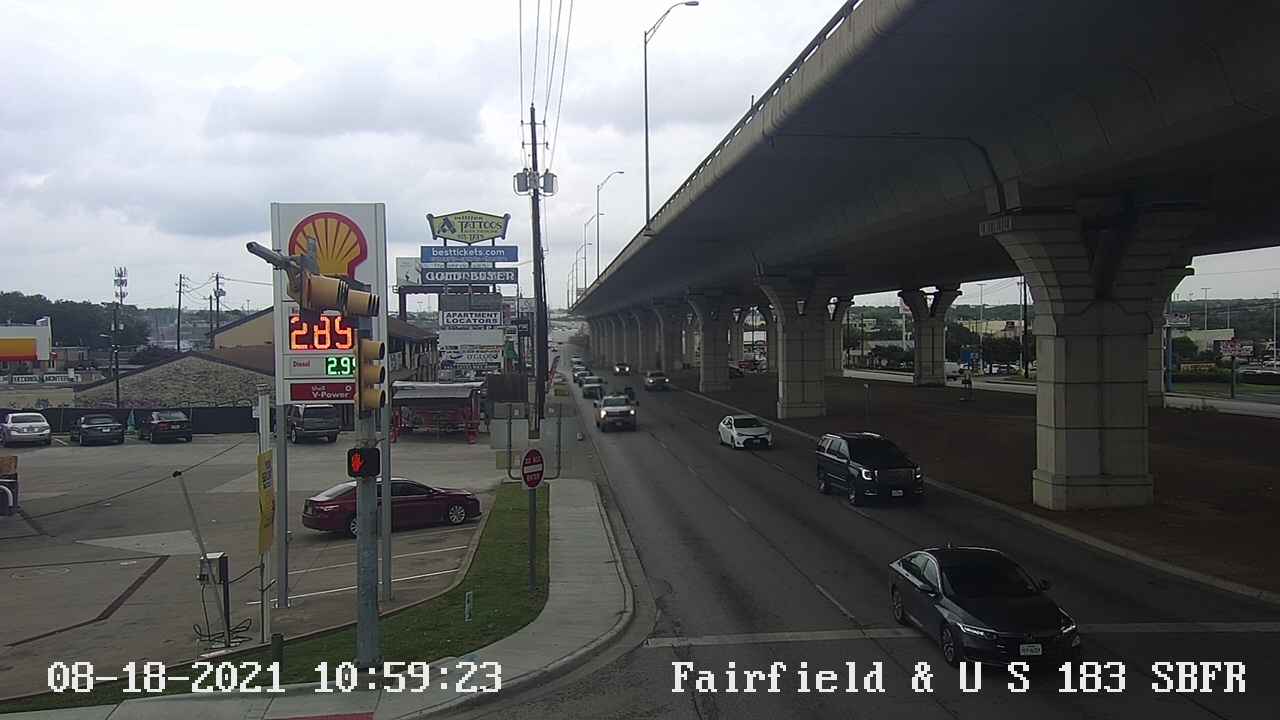 Traffic Cam  RESEARCH BLVD SVRD / FAIRFIELD DR Player