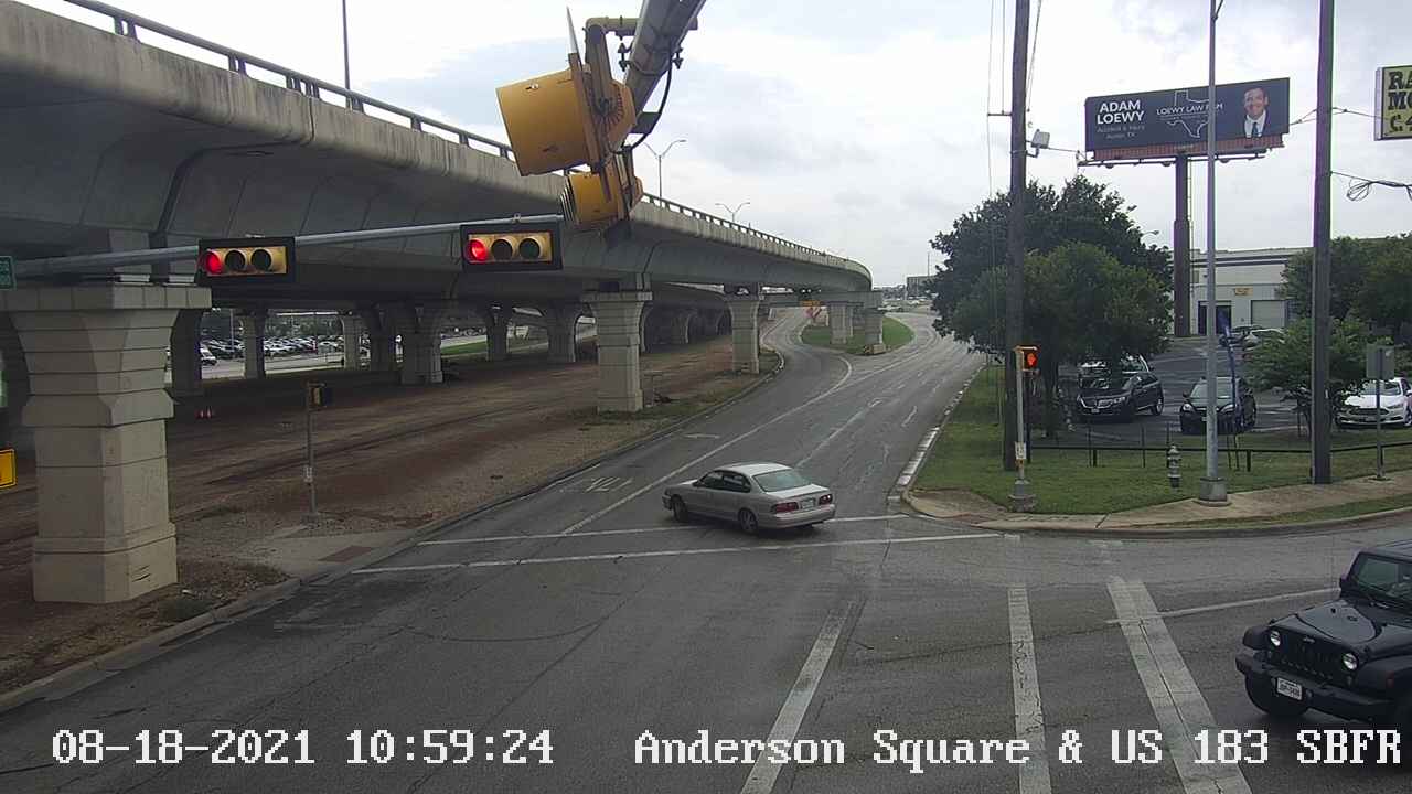 Traffic Cam  RESEARCH BLVD SVRD / ANDERSON SQ Player