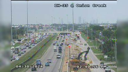 Austin › North: I-35 @ Onion Creek Traffic Camera