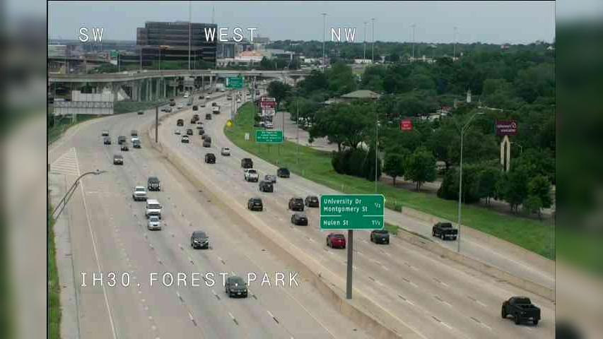 Traffic Cam Fort Worth › East: I-30 @ Forest Park Player