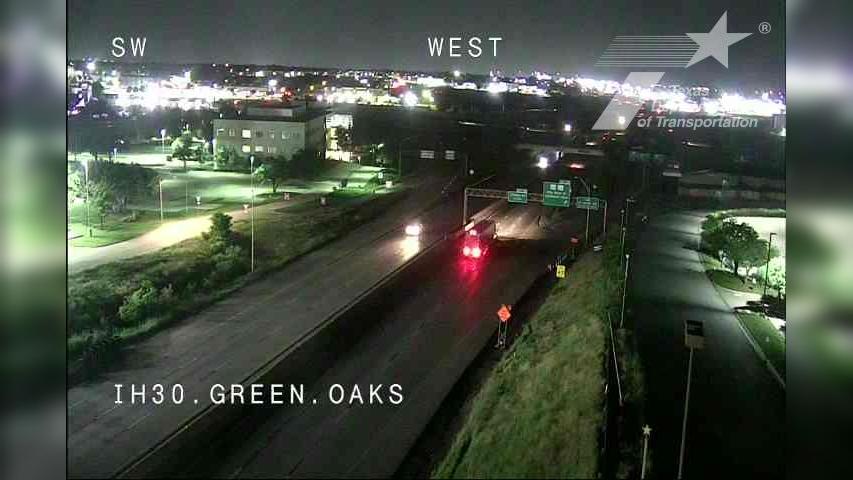 Fort Worth › East: I-30 @ Green Oaks Traffic Camera