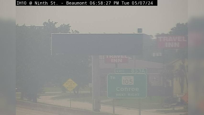Beaumont › East: I-10 @ Ninth St DMS Traffic Camera