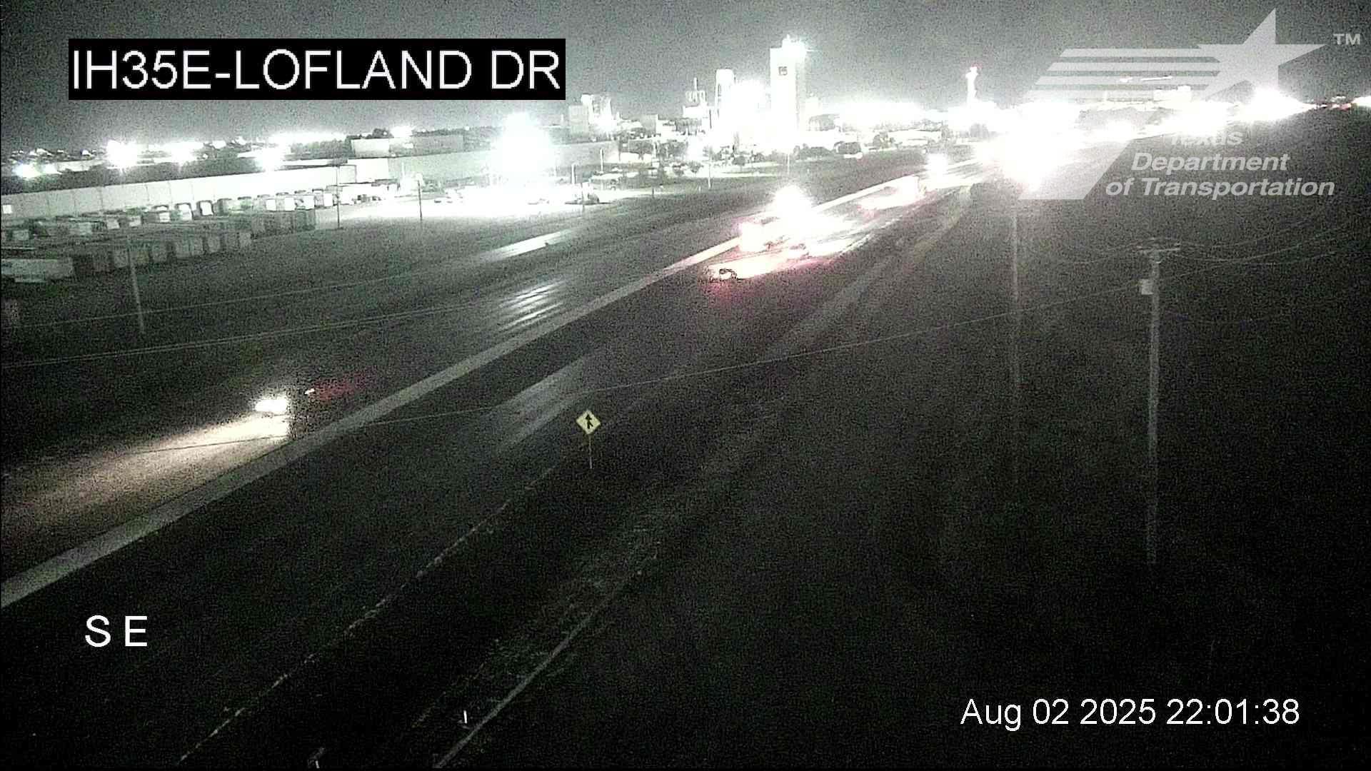 Traffic Cam Waxahachie › North: I-35E @ Lofland Dr Player