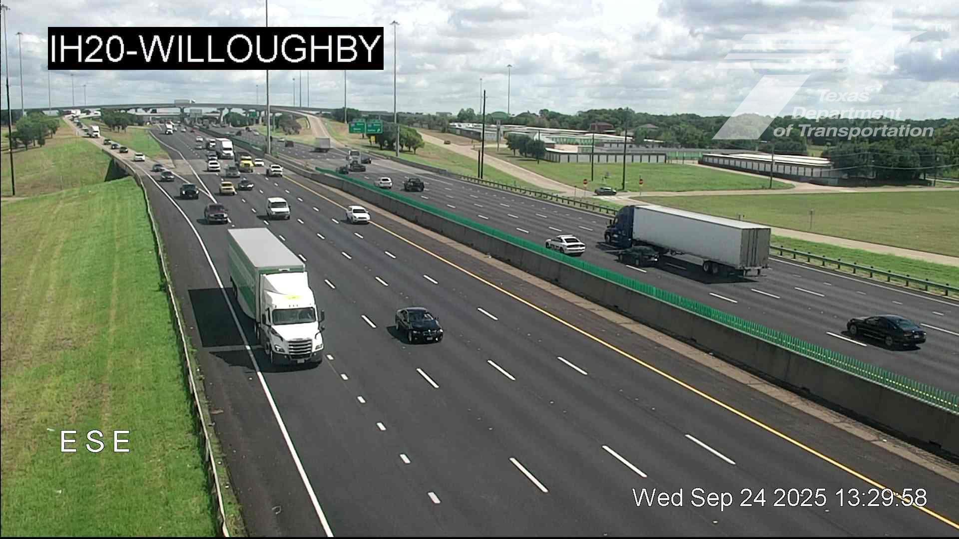 Traffic Cam Dallas › East: I-20 @ Willoughby Player