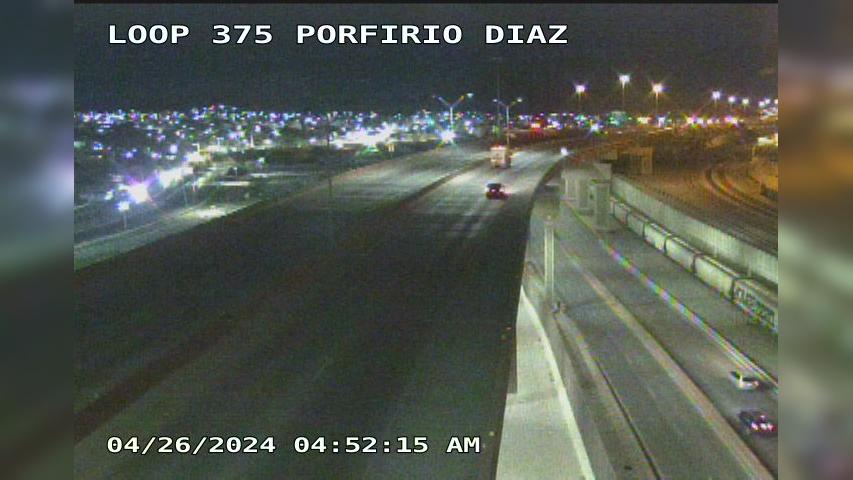 Traffic Cam El Paso › West: LP-375 @ Porfirio Diaz Player