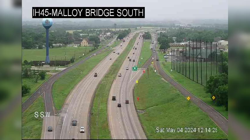 Ferris › North: I-45 @ Malloy Bridge South Traffic Camera