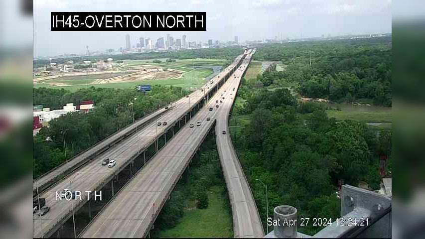 Dallas › North: I-45 @ Overton North Traffic Camera