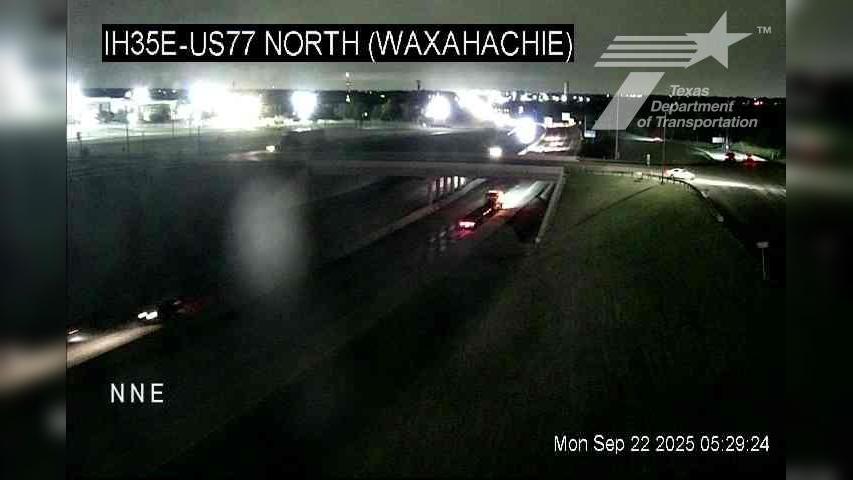 Red Oak › North: I-35E @ US 77 North Waxahachie Traffic Camera