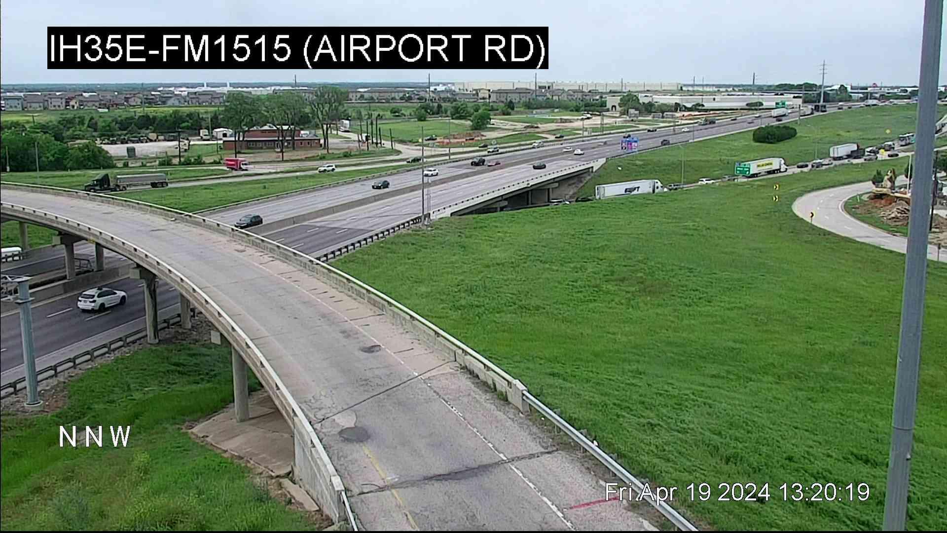 Traffic Cam Denton › North: I-35E @ FM1515 (Airport Rd) Player
