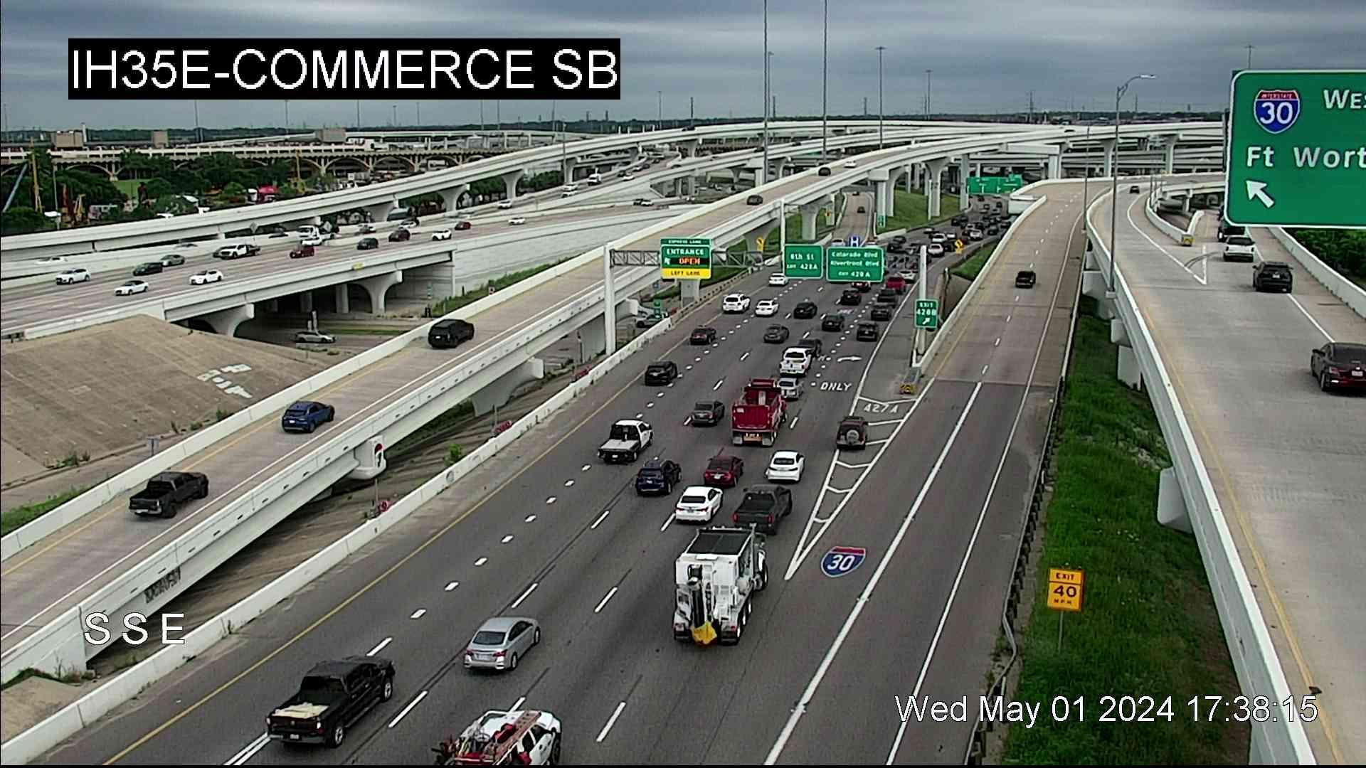 Traffic Cam Downtown PID › North: I-35E @ Commerce Player