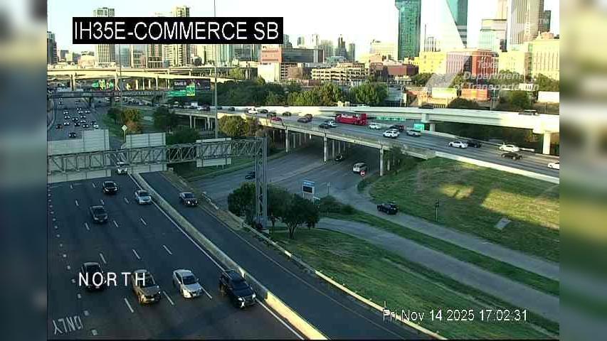 Traffic Cam Downtown PID › North: I-35E @ Commerce Player
