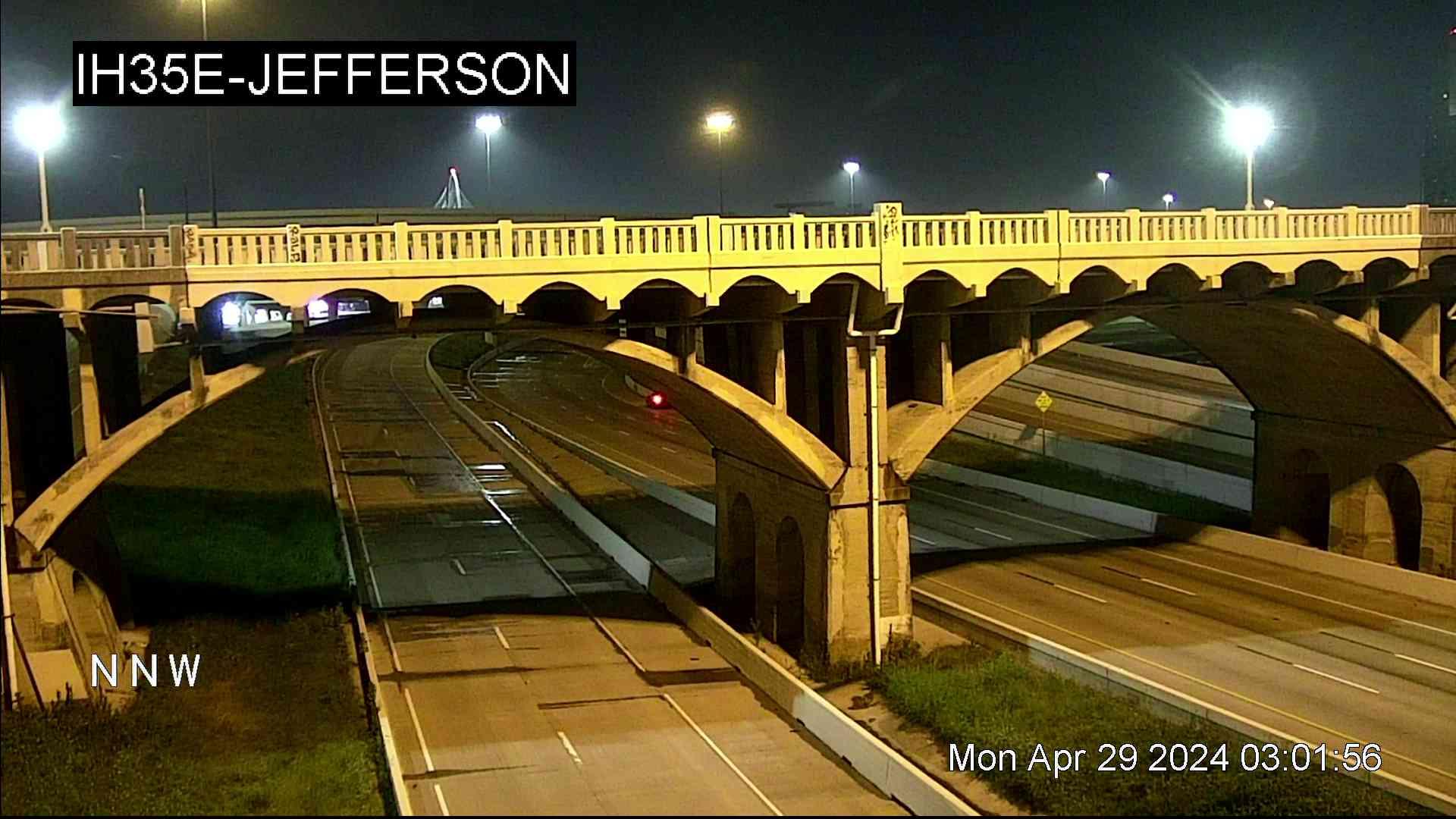 South Side PID › North: I-35E @ Jefferson Traffic Camera