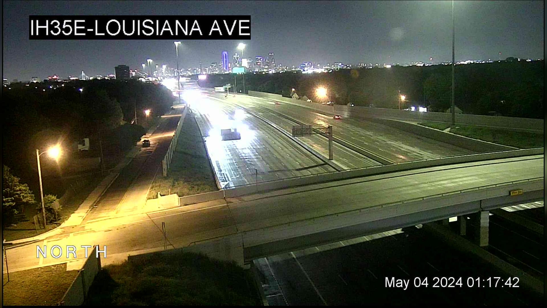 Dallas › North: I-35E @ Louisiana Ave Traffic Camera