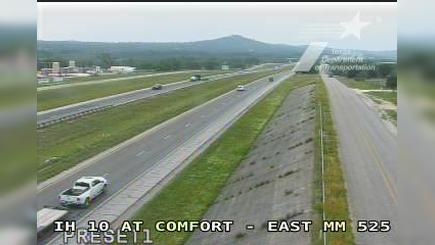 Traffic Cam Comfort › East: IH 10 at - East (MM 525) Player