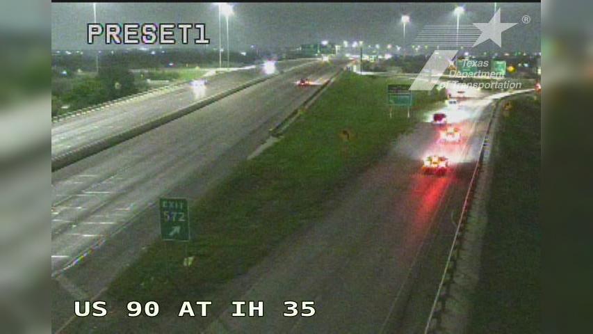 San Antonio › East: US 90 at IH Traffic Camera