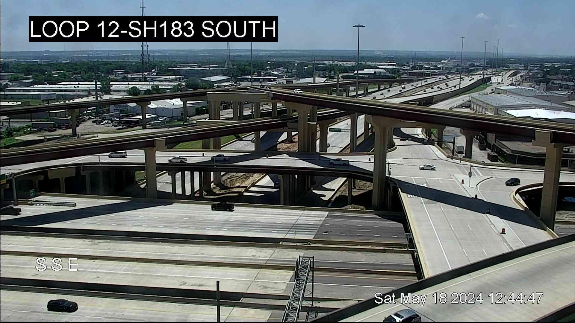 Traffic Cam Irving › North: Loop 12 @ SH 183 South Player