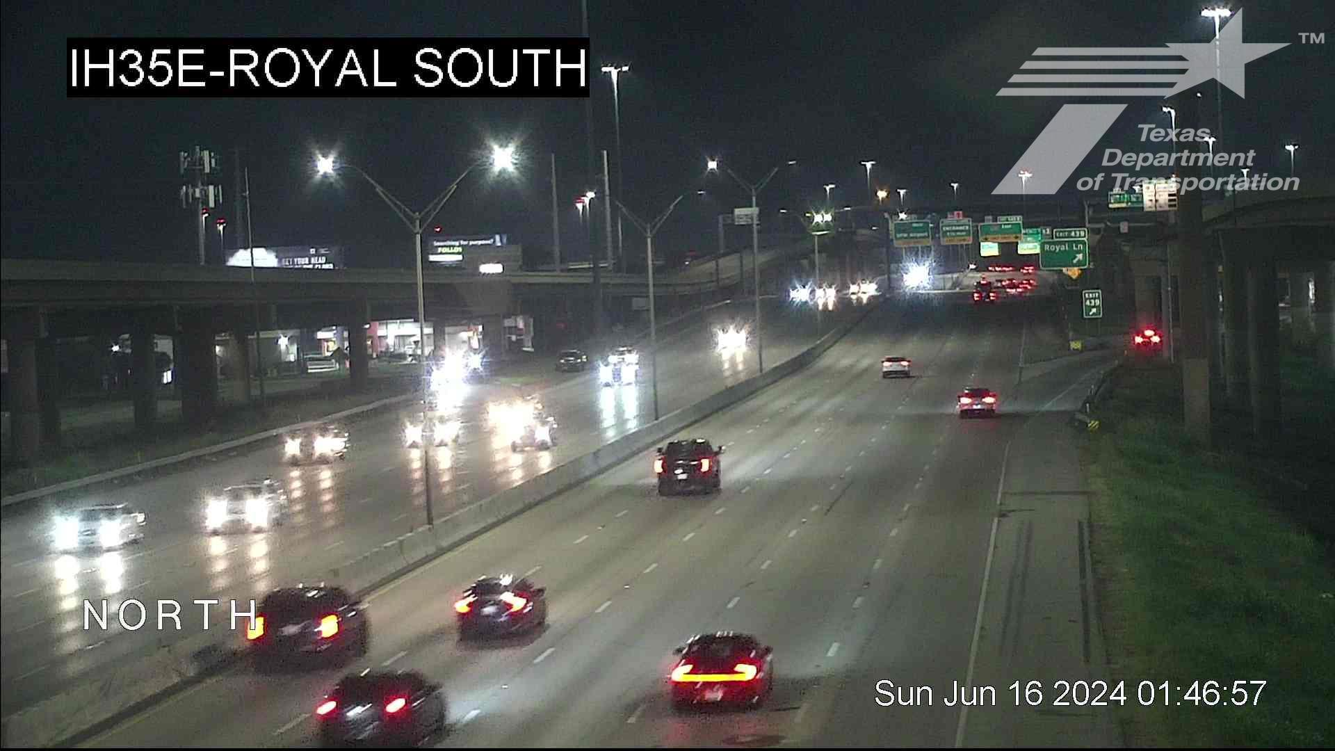 Traffic Cam Dallas › North: I-35E @ Royal South Player