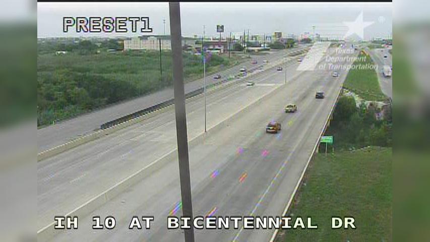 Traffic Cam San Antonio › East: IH 10 at Bicentennial Dr Player
