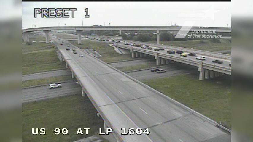 Traffic Cam San Antonio › East: US 90 at LP 1604 S Player
