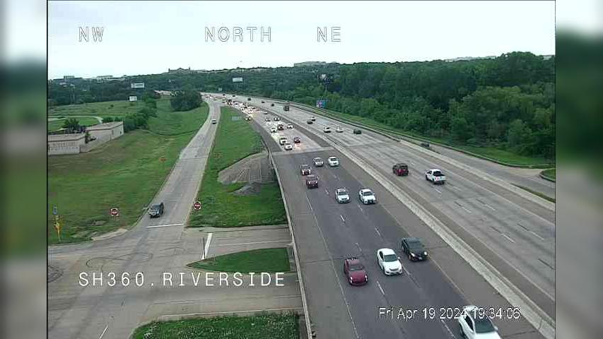 Traffic Cam Grand Prairie › North: SH 360 @ Riverside Player